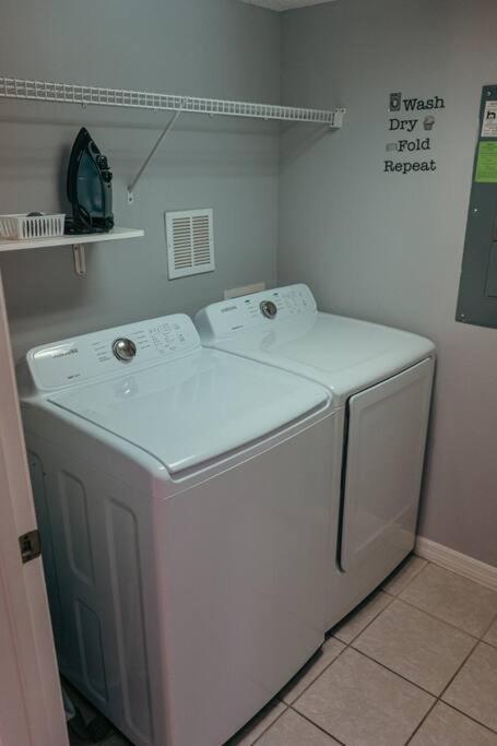 Ultimate Vacation Villa Near Disney Townhouse 키시미 외부 사진